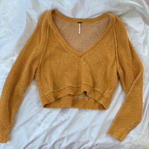 Free people sweater size small
